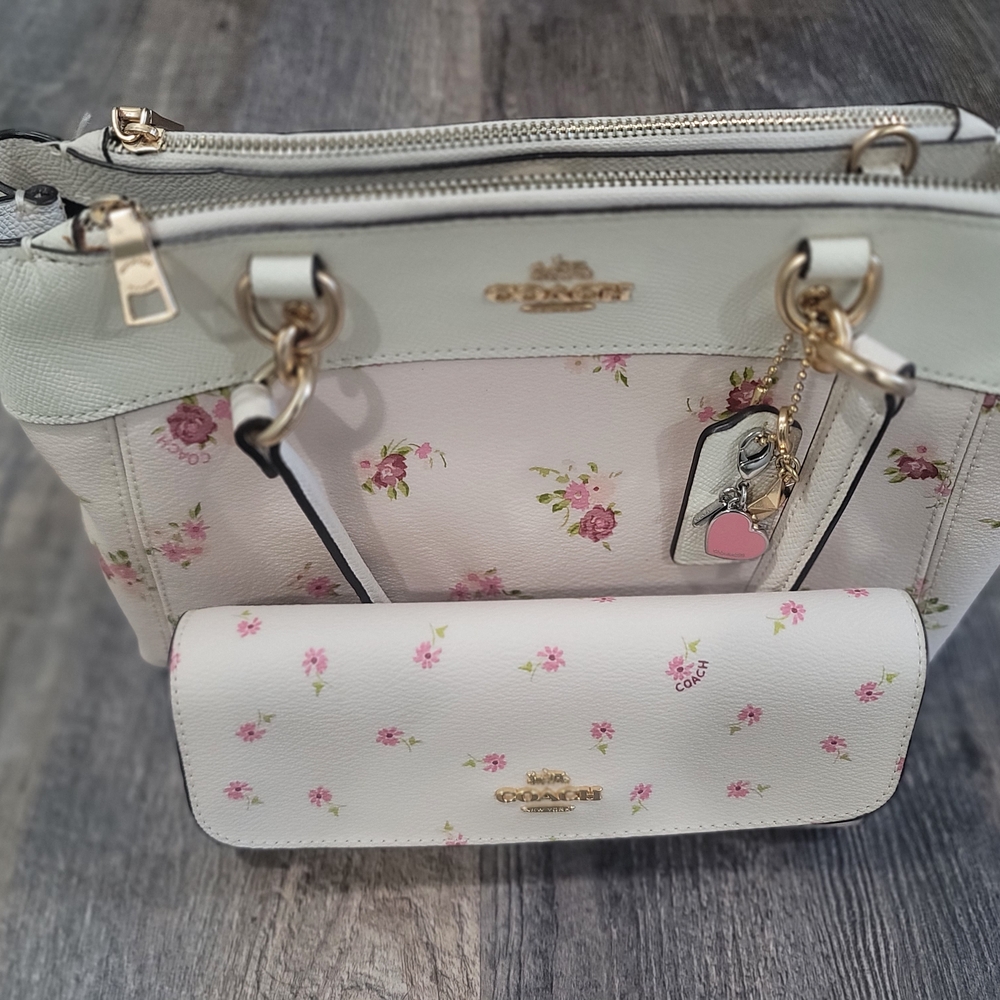 Floral Coach Women's Bag Set - White and Pink
